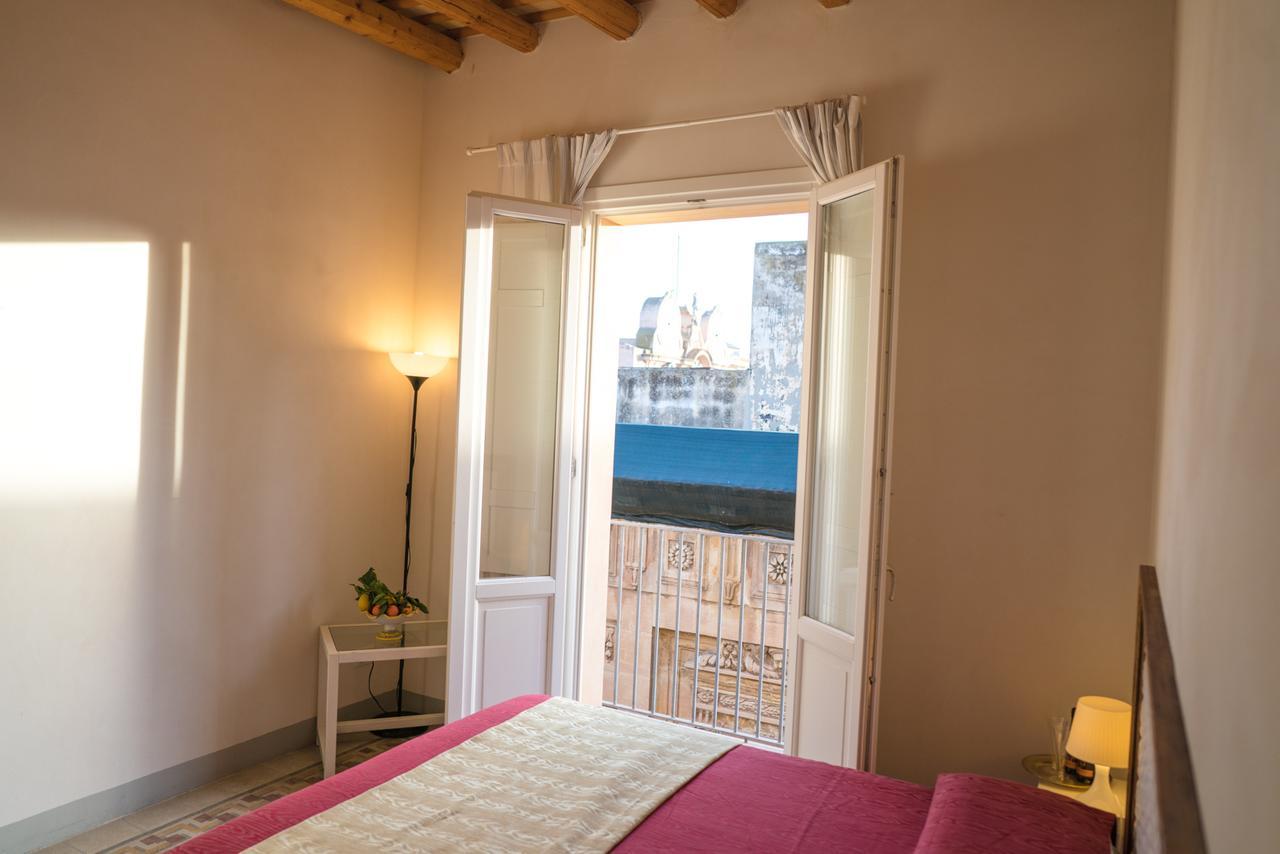 Ferienwohnung Le Vie Di Trapani Zimmer foto