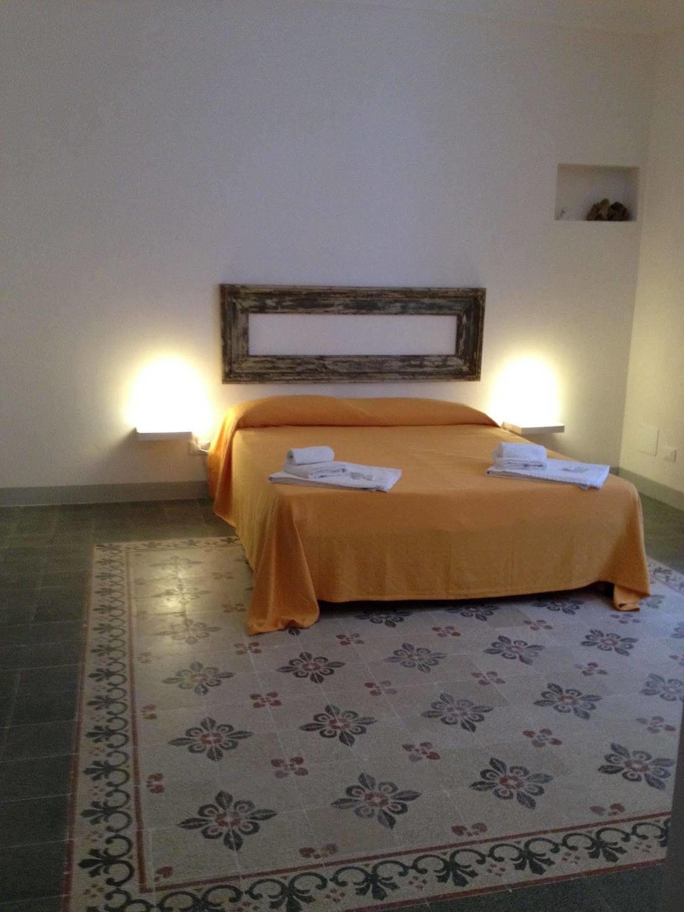 Ferienwohnung Le Vie Di Trapani Exterior foto